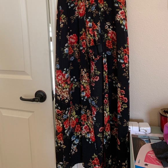 Floral romper - Picture 2 of 3